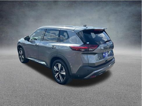 Used 2023 Nissan Rogue SL FWD image 6