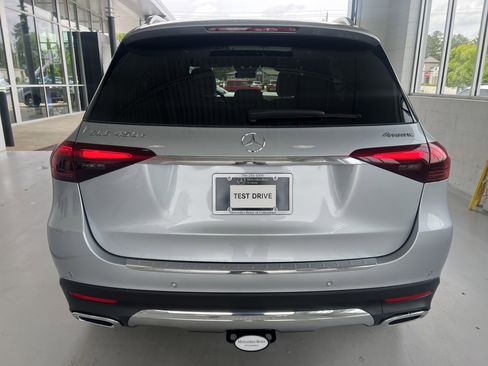 Certified 2025 Mercedes-Benz GLE 450e 4MATIC image 11