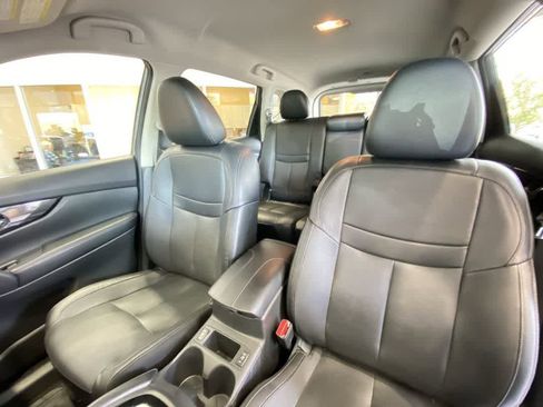 Used 2017 Nissan Rogue SL AWD/4WD image 14