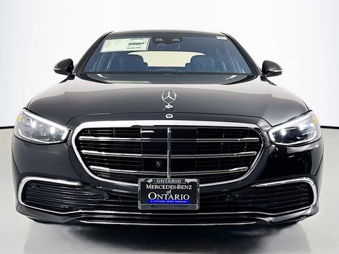 New 2026 Mercedes-Benz S 500 4MATIC image 2