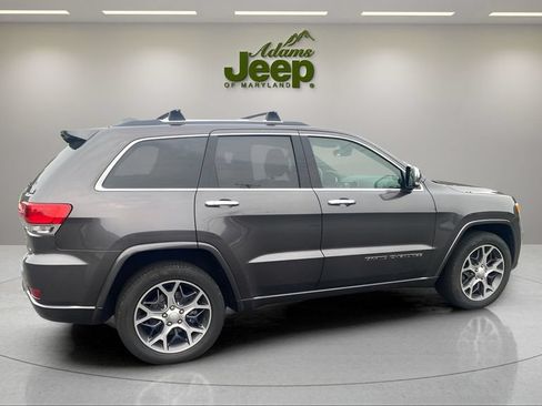 Used 2019 Jeep Grand Cherokee Overland AWD/4WD image 11