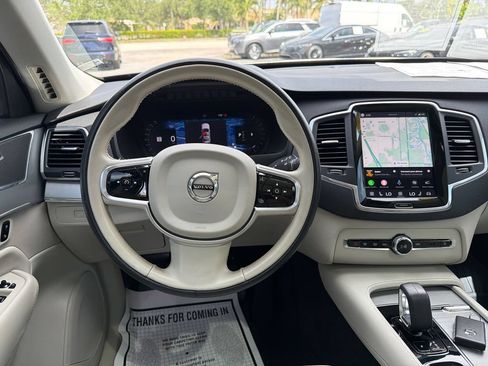 Used 2024 Volvo XC90 B5 Core w/ Protection Package Premier AWD/4WD image 17