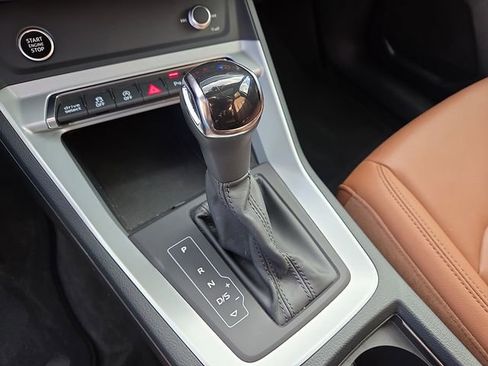 Used 2021 Audi Q3 2.0T Premium w/ Convenience Package image 16