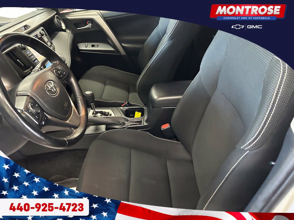 Used 2018 Toyota RAV4 XLE AWD/4WD image 11