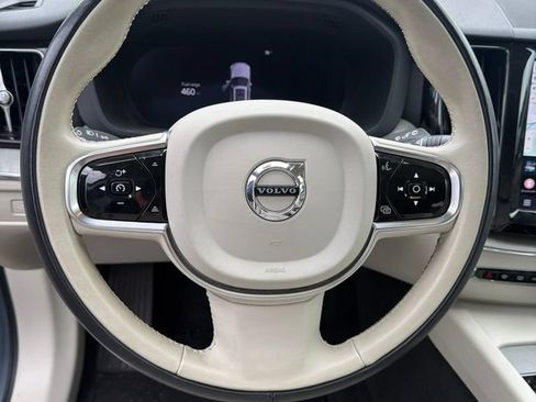 Certified 2024 Volvo XC60 B5 Plus w/ Climate Package AWD/4WD image 14