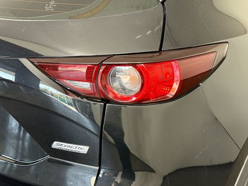 Used 2017 MAZDA CX-5 Sport image 34