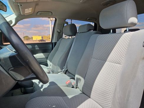 Used 2010 Toyota Tundra image 12