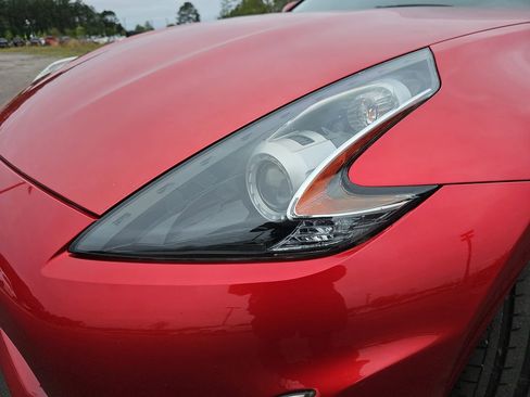 Used 2020 Nissan 370Z Coupe RWD image 31