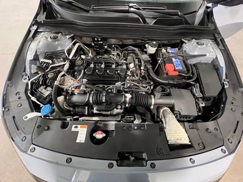 Used 2022 Honda Accord Sport image 27