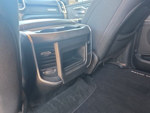 Used 2020 RAM 1500 Big Horn RWD image 32