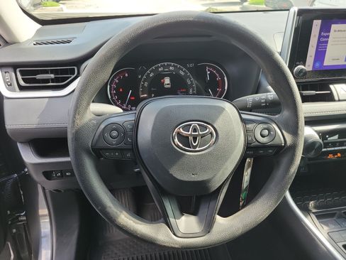 Used 2023 Toyota RAV4 LE FWD image 25