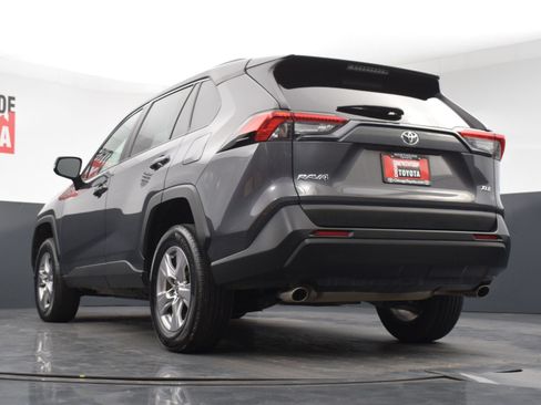 Used 2025 Toyota RAV4 XLE FWD image 26
