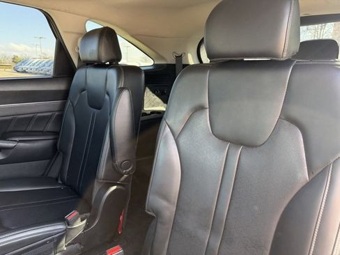 Used 2023 Kia Sorento SX image 21