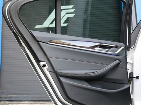 Used 2020 BMW 540i image 20