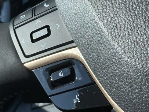 Used 2025 Toyota Crown Signia w/ Advanced Technology Package AWD/4WD image 24