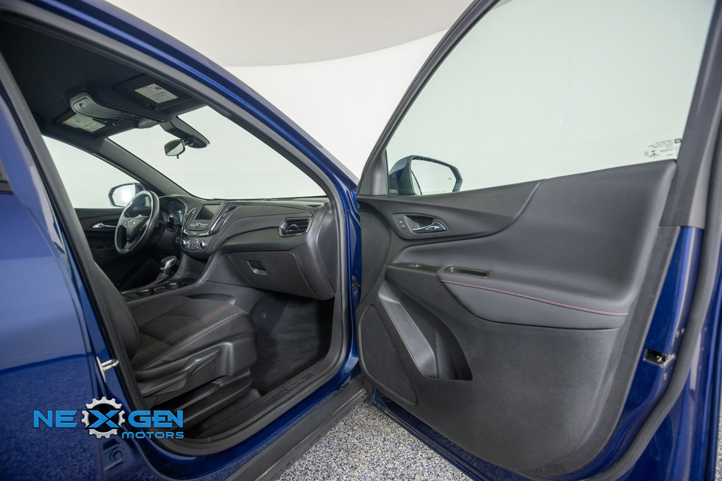 Used 2022 Chevrolet Equinox RS w/ LPO, Floor Liner Package FWD image 40