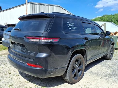Used 2025 Jeep Grand Cherokee L Altitude AWD/4WD image 16