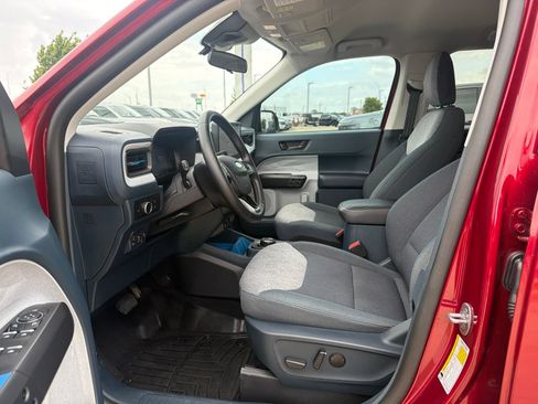Used 2025 Ford Maverick XLT w/ XLT Luxury Package AWD/4WD image 13
