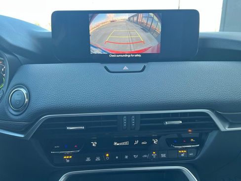 Used 2024 MAZDA CX-90 Plug-In Hybrid w/ Premium Pkg image 19