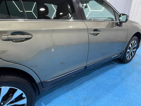 Used 2017 Subaru Outback 2.5i Limited AWD/4WD image 16