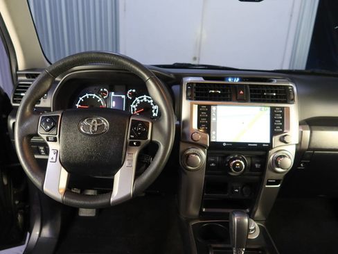 Used 2020 Toyota 4Runner SR5 Premium image 20