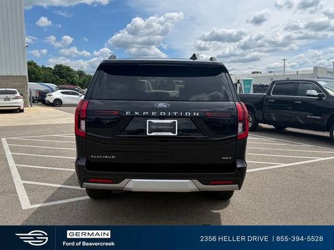 Used 2025 Ford Expedition Max Platinum AWD/4WD image 5
