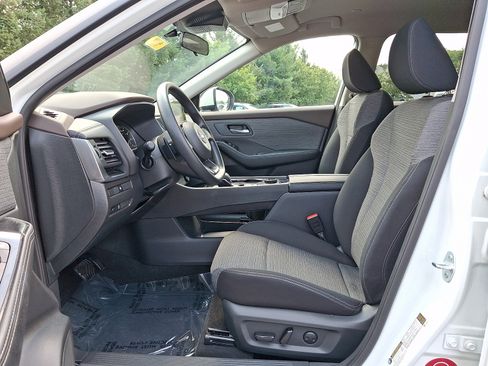 Certified 2023 Nissan Rogue SV AWD/4WD image 13