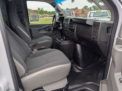 Used 2024 GMC Savana 2500 w/ Driver Convenience Package RWD image 11