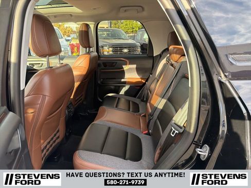 Used 2024 Ford Bronco Sport Outer Banks w/ Tech Package image 32