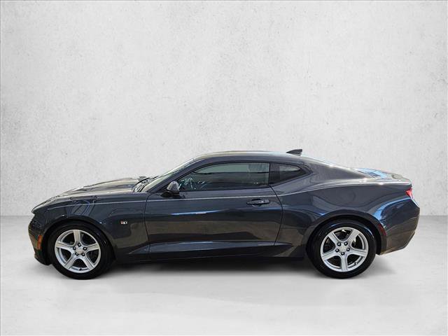 Used 2017 Chevrolet Camaro LT RWD image 8