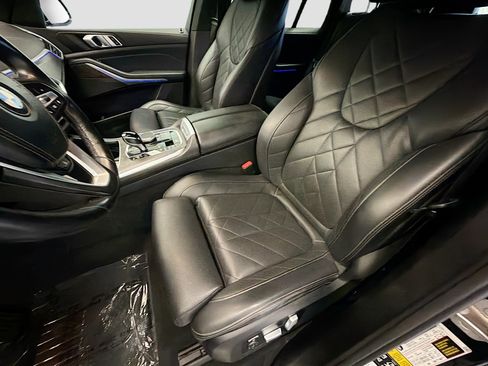 Used 2023 BMW X5 xDrive40i AWD/4WD image 11