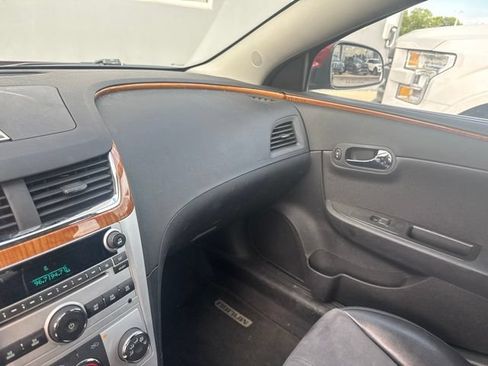 Used 2010 Chevrolet Malibu LT w/ HFV6 Engine Package FWD image 20