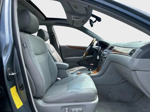 Used 2005 Lexus ES 330 w/ Preferred Accessory Pkg FWD image 27