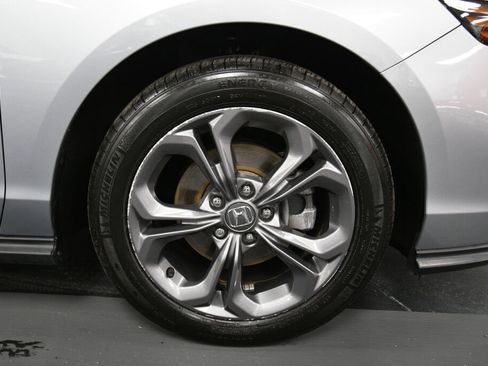 Used 2023 Honda Accord EX image 30