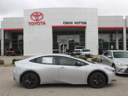 Used 2025 Toyota Prius LE