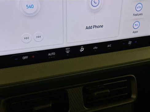 New 2026 Ford Maverick XL image 19