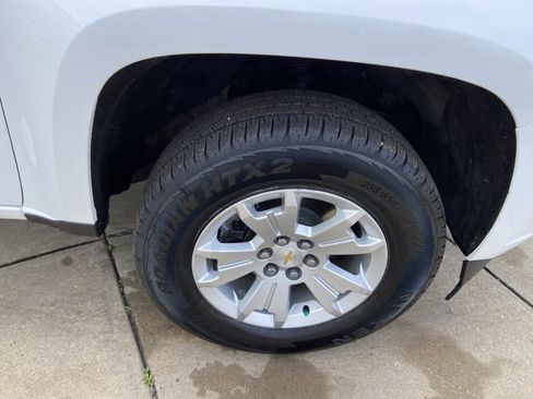 Used 2022 Chevrolet Colorado LT w/ Fleet Safety Package image 31