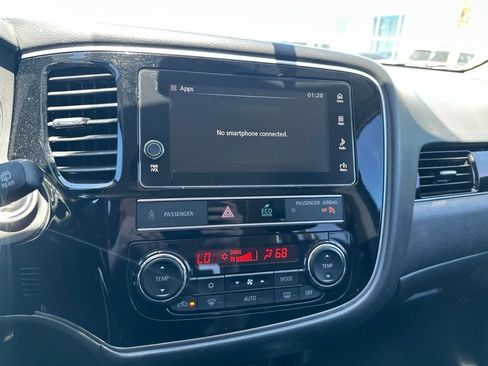 Used 2019 Mitsubishi Outlander SEL FWD image 15