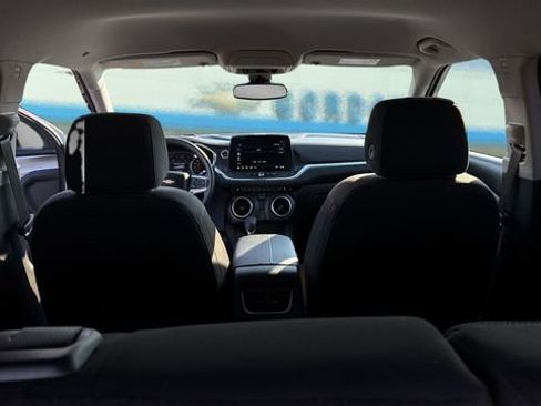 Used 2024 Chevrolet Blazer LT w/ Convenience Package image 17