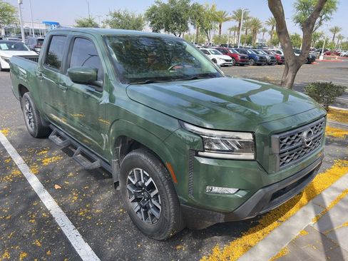 Certified 2024 Nissan Frontier SL w/ Technology Package image 11