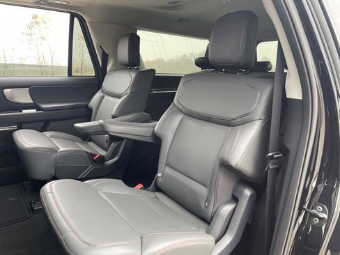 New 2025 Ford Expedition Max Active image 22