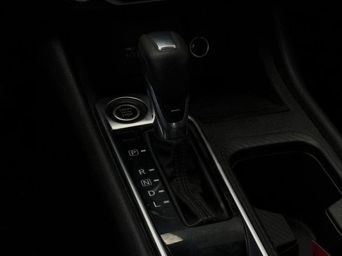 Used 2020 Nissan Sentra SV FWD image 17