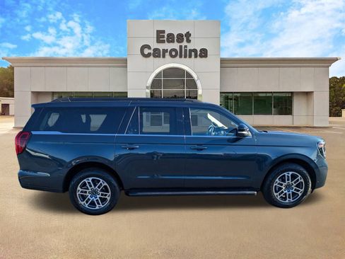 Used 2025 Ford Expedition Max Active image 2