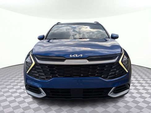 Used 2023 Kia Sportage SX image 9