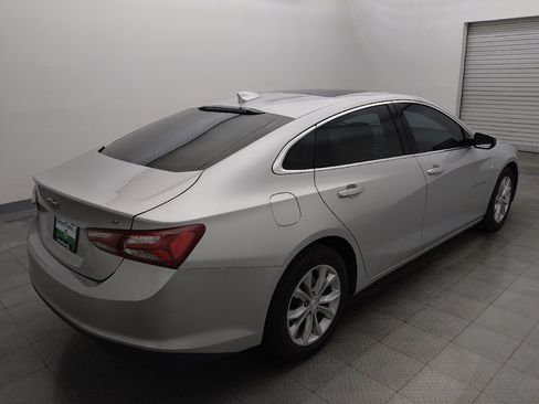 Used 2022 Chevrolet Malibu LT FWD image 9