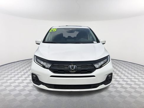 Used 2025 Honda Odyssey EX-L image 2