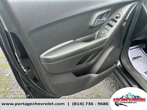 Used 2021 Chevrolet Trax LS w/ Tint and Cruise Package FWD image 11