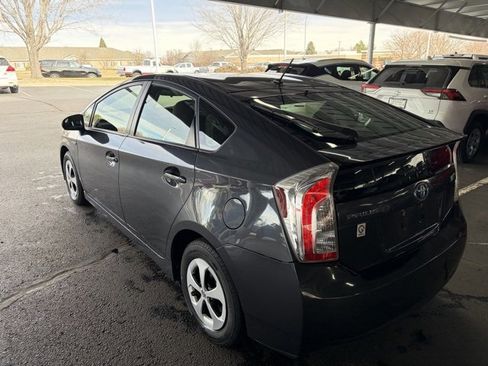 Used 2014 Toyota Prius Two image 14