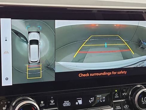 Certified 2025 Toyota Highlander Limited AWD/4WD image 21