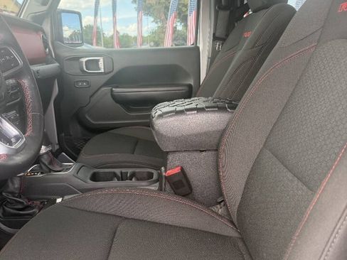 Used 2020 Jeep Gladiator Rubicon AWD/4WD image 7